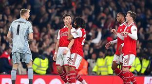 育中激動人 育中激動人